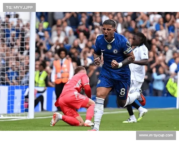 英超VAR判罚再起风波 多场关键决策引发激烈争议